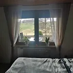 Idealer Startpunkt Für Ausflüge Und Wanderungen, 70qm, Stufenloser Zugang, Parkplatz An Der * Issigau